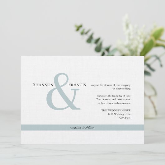 Moderne minimalistische Ampersand bruiloft uitnodi Kaart (Staand voorkant)
