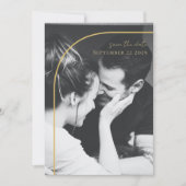 Moderne, minimalistische arch Black White Gold Wed Save The Date (Voorkant)