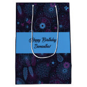 Moderne minimalistische bloemenblauw & Paarse patr Medium Cadeauzakje (Achterkant)