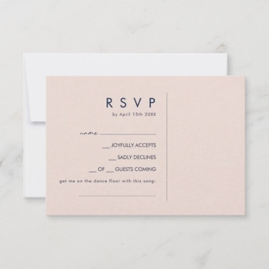 Moderne Minimalistische Blush & Navy RSVP Kaart (Voorkant)