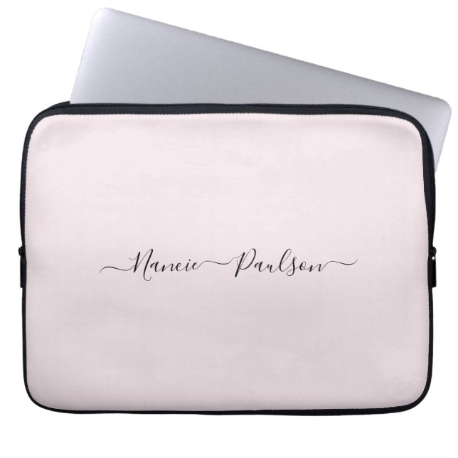 Moderne minimalistische Blush Roze Script Aangepas Laptop Sleeve (Voorkant)
