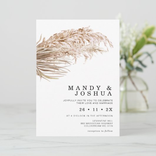 Moderne minimalistische Boho Palm Pampas Grass Wed Kaart (Staand voorkant)
