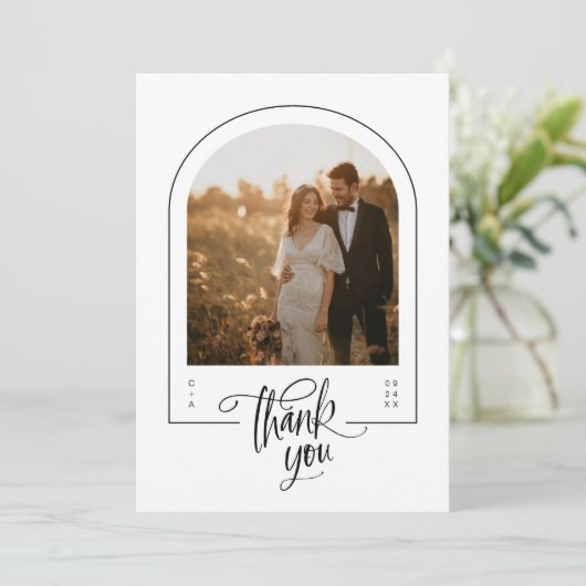 Moderne minimalistische boog foto bruiloft bedankkaart (Staand voorkant)