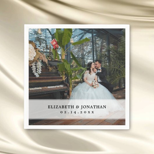 Moderne minimalistische bride en bruidefoto's servet