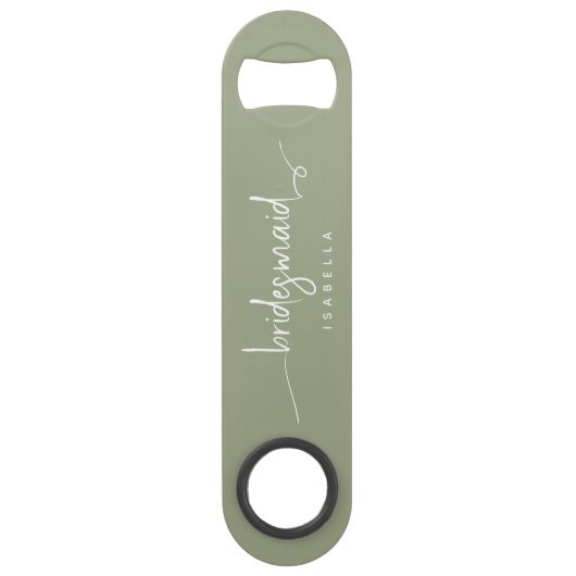 Moderne Minimalistische Bruidsmeisje Script Salie  Speed Flessenopener (Achterkant)