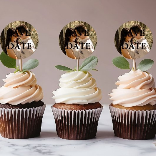 Moderne minimalistische bruiloft bespaart de datum ronde sticker