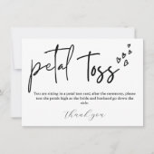 Moderne minimalistische bruiloft Stuur Petal Toss  Kaart (Voorkant)