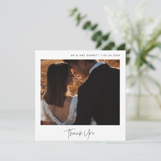 Moderne minimalistische bruiloft vierkant Dank u k Aankondiging (Staand voorkant)