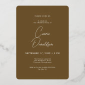 Moderne Minimalistische Bruine Foto Vijftigste Ver Folie Uitnodiging (Achterkant)