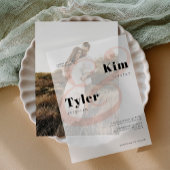 Moderne minimalistische brutale typografie bruilof vellum uitnodigingen