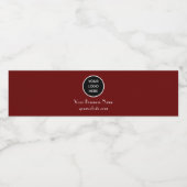 Moderne Minimalistische Burgundy Aangepast logo Mo Waterfles Etiket (Enkel label)