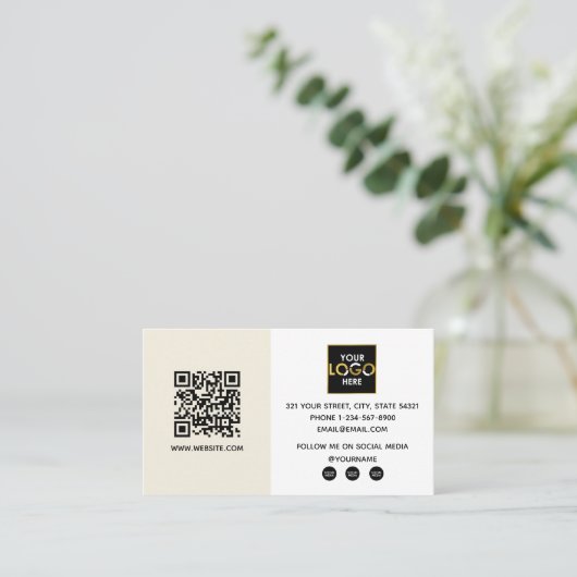 Moderne minimalistische business Uw Logo hier QR-c Visitekaartje (Staand voorkant)