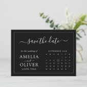 Moderne Minimalistische Chic Strakke Zwarte Kalend Save The Date (Staand voorkant)