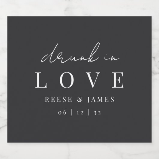 Moderne minimalistische "Drink in liefde" bruiloft Likeurfles Etiket (Enkel label)