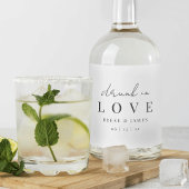 Moderne minimalistische "Drink in liefde" bruiloft Likeurfles Etiket