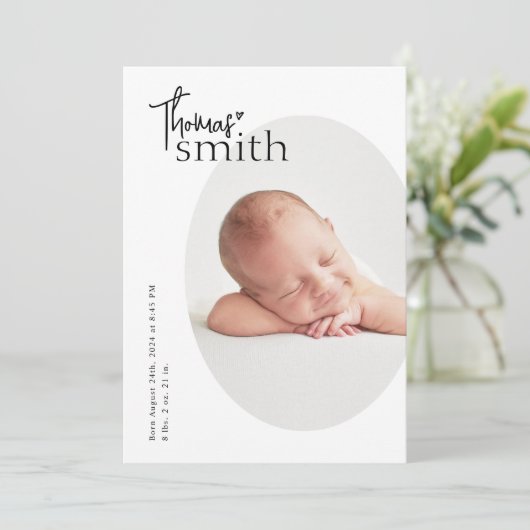 Moderne Minimalistische Eenvoudige Ovale Foto Baby Aankondiging (Staand voorkant)