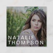 Moderne minimalistische eenvoudige professionele f vierkante visitekaartje (Voorkant)