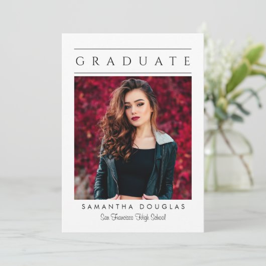 Moderne minimalistische elegante Afstuderen aankon Aankondiging (Staand voorkant)