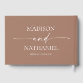 Moderne minimalistische elegante Mocha Mousse brui Gastenboek (Achterkant)