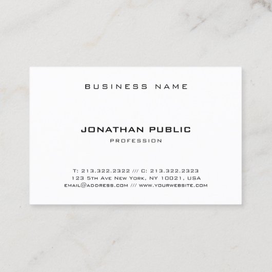 Moderne minimalistische elegante zwarte en witte r visitekaartje (Achterkant)