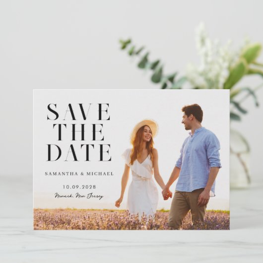 Moderne minimalistische foto 2 bruiloft save the date (Staand voorkant)
