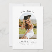 Moderne minimalistische foto afstudeerfeest uitnod kaart (Voorkant)