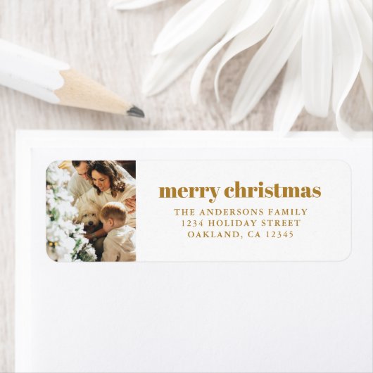 Moderne minimalistische foto met gouden vrolijke k etiket (Insitu)