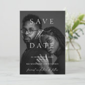 Moderne Minimalistische Foto-overlay QR-code Trouw Save The Date (Staand voorkant)