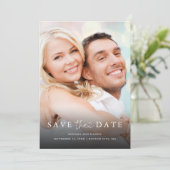 Moderne Minimalistische Foto QR Code Details Trouw Save The Date (Staand voorkant)