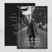 Moderne Minimalistische Foto Zwart Witte Afstudere Kaart (Voorkant / Achterkant)