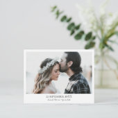 Moderne minimalistische fotobruiloft bespaart datu aankondigingskaart (Staand voorkant)