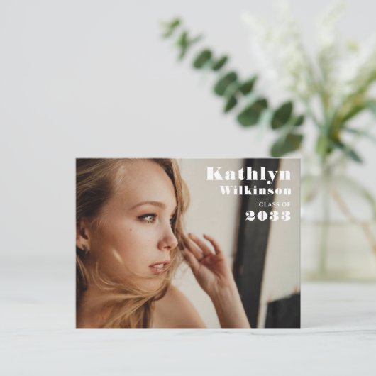 Moderne minimalistische fotografische fotograaf aankondigingskaart (Staand voorkant)