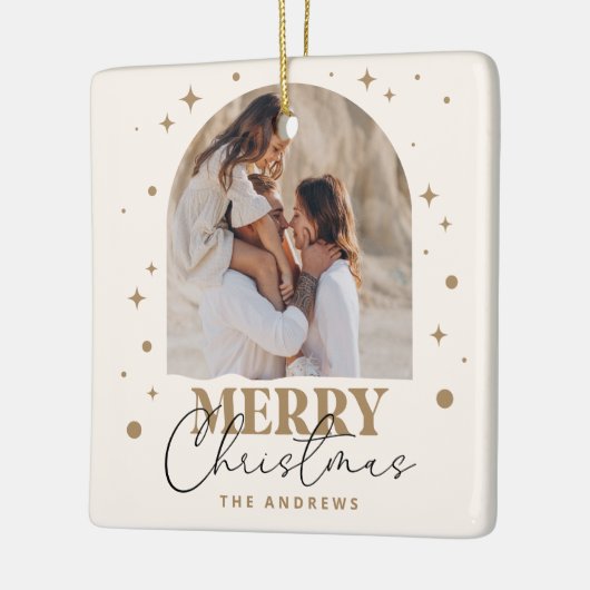 Moderne minimalistische gouden kerstfotoboog keramisch ornament (Links)