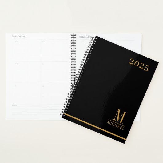 Moderne minimalistische gouden monogram zwart 2025 planner (Display)