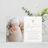 Moderne minimalistische gouden script foto doop kaart (Staand voorkant)