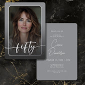 Moderne Minimalistische Grijze Foto Vijftigste Ver Folie Uitnodiging