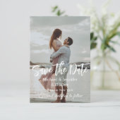 moderne minimalistische handgeschreven script foto save the date (Staand voorkant)