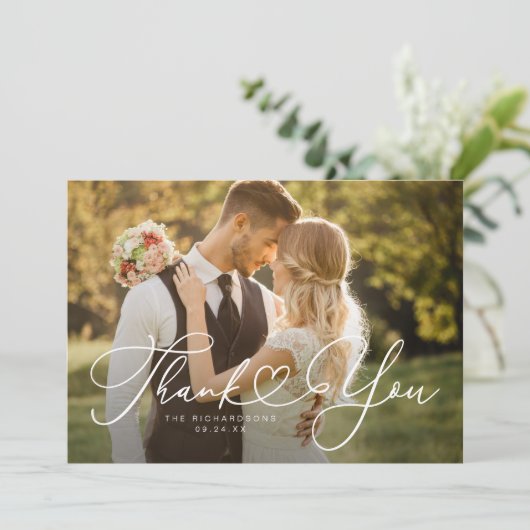 Moderne minimalistische hart bruiloft dank u kaart (Staand voorkant)