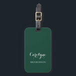 Moderne minimalistische Hunter Green Bagagelabel<br><div class="desc">Eenvoudige elegante massief jager groen met scriptnaam en seriële achternaam reisaccessoire.</div>