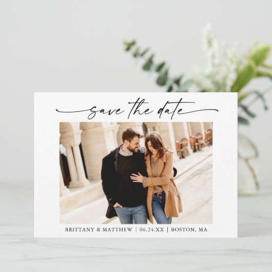 Moderne, minimalistische inktscriptfoto save the date (Staand voorkant)