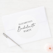 Moderne Minimalistische Kalligrafie Bachelorette-f Ronde Sticker (Envelop)