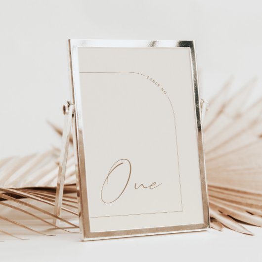 Moderne minimalistische kalligrafie Eén tabelnumme Kaart