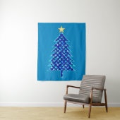 Moderne minimalistische kerstboom met blauwe sterr wandkleed (In situ)