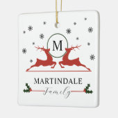 Moderne minimalistische kerstmonogram foto keramisch ornament (Links)