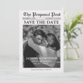 Moderne minimalistische krantenbruiloft bewaart de kaart (Staand voorkant)