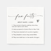 Moderne minimalistische leuke weetjes bruiloft servet (Voorkant)