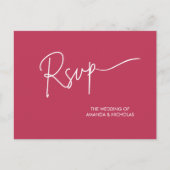 Moderne minimalistische magentarood en wit RSVP Briefkaart (Voorkant)