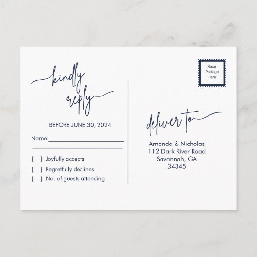 Moderne minimalistische marine en witte bruiloft R Briefkaart (Achterkant)