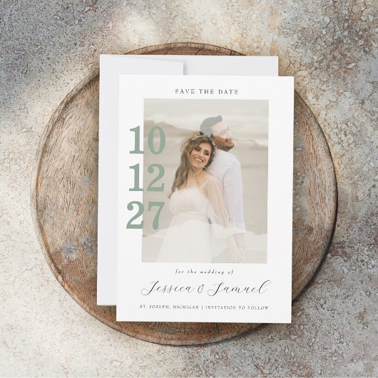 Moderne Minimalistische Mint Green Script Trouwfot Save The Date