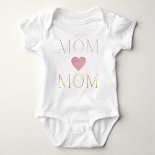 moderne, minimalistische MOM goudroze Folie Hartsl Romper